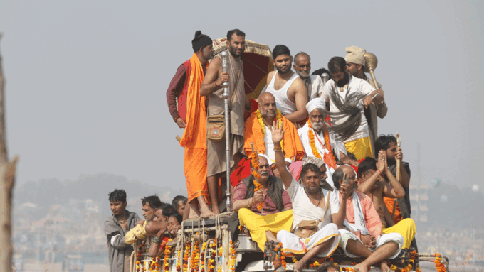 हर राज्‍य और हर जाति के लोगों ने किया अमृत स्‍नान